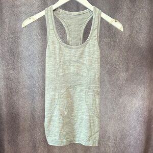 Lululemon Athletica Light Gray Tank Top